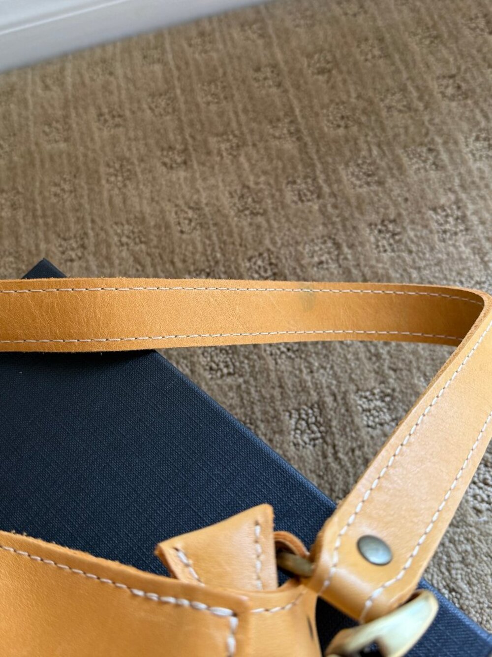 Portland Leather Goods Triangle Shoulder Bag Sunflower Yellow - Picture 11 of 11